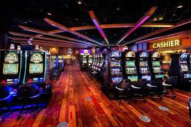 Онлайн казино Casino Roy Spins